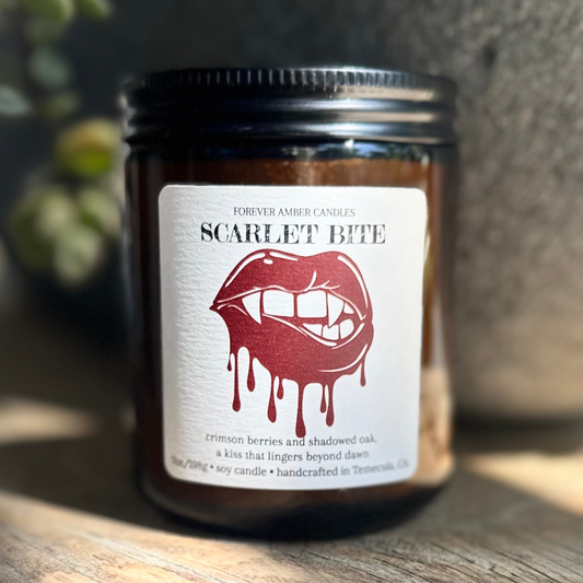 Scarlet Bite 7oz candle